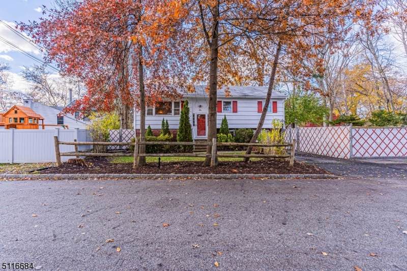10 Auburn Rd - Photo 1
