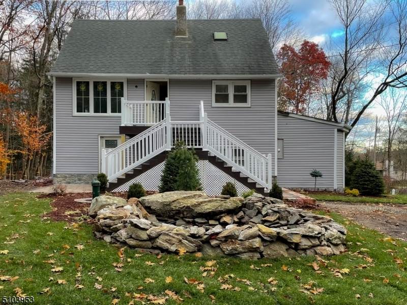 60 Princeton Rd - Photo 1