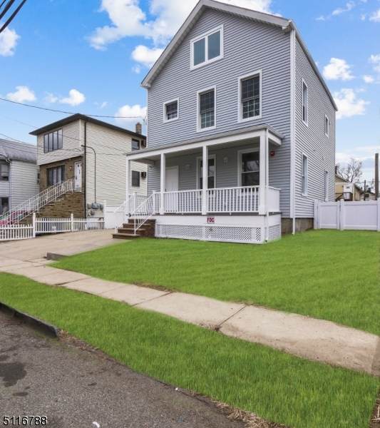 32 Henry St - Photo 1