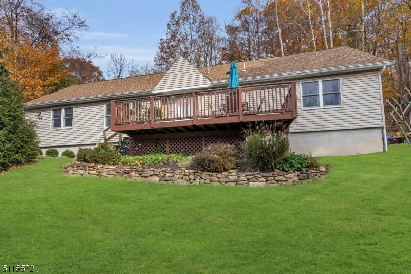 44 Northwood Dr - Photo 1