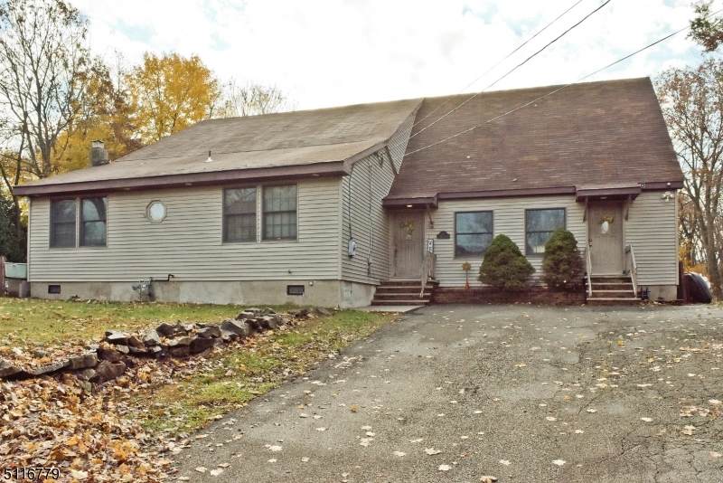10 S Brookside Dr - Photo 1