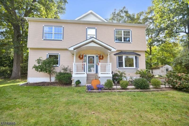 515 Connie Ave - Photo 1