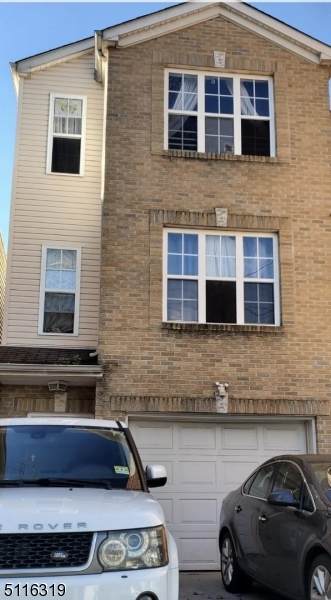 64 Stone St - Photo 1
