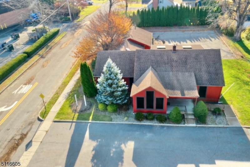 202 Main St Ledge - Photo 1