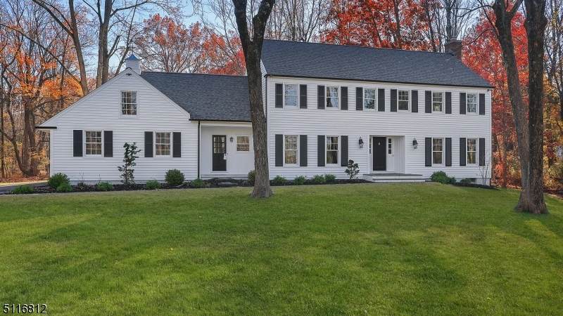 18 Fawn Ln - Photo 1