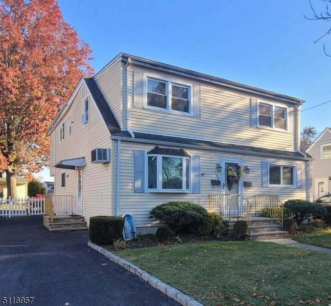 106 Chestnut St - Photo 1