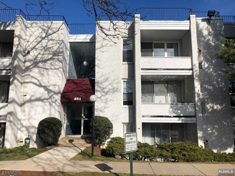 458 River Rd - Photo 1