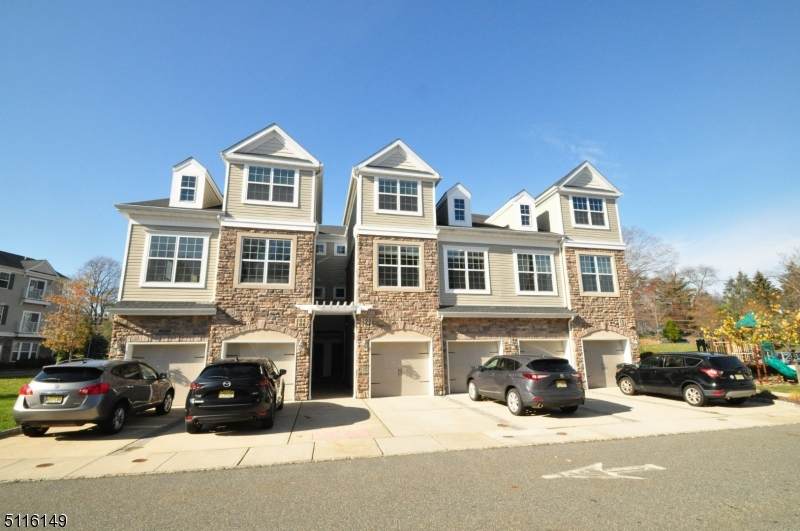 104 Welsh Pl - Photo 1