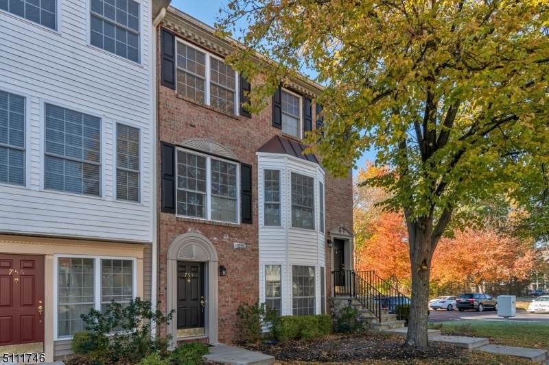 755 Sassafras Ct - Photo 1
