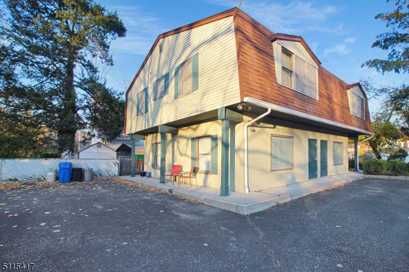 3 Mullens Ave - Photo 1
