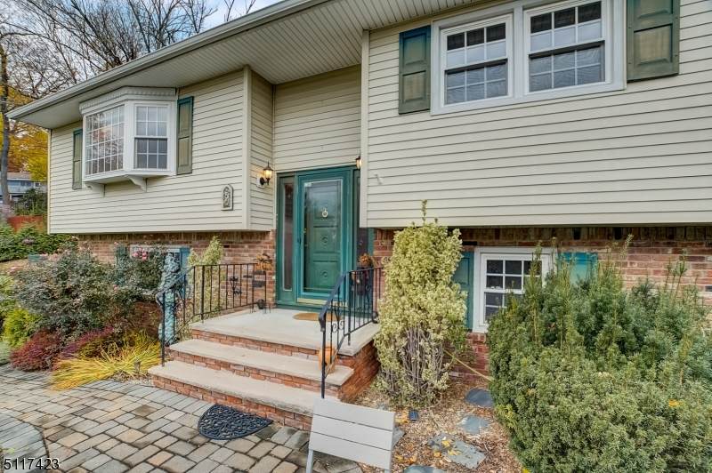 5 Spencer Ct - Photo 1