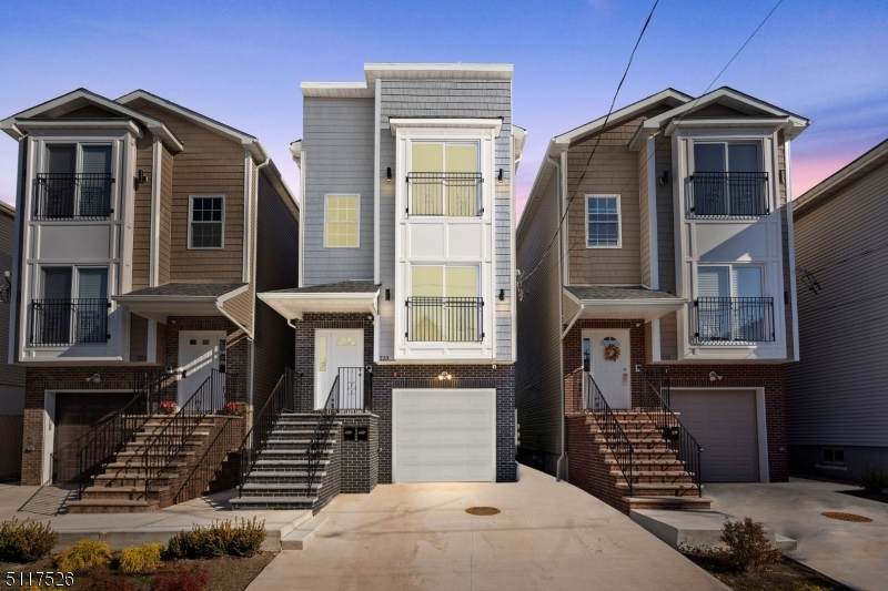 223 Franklin St - Photo 1
