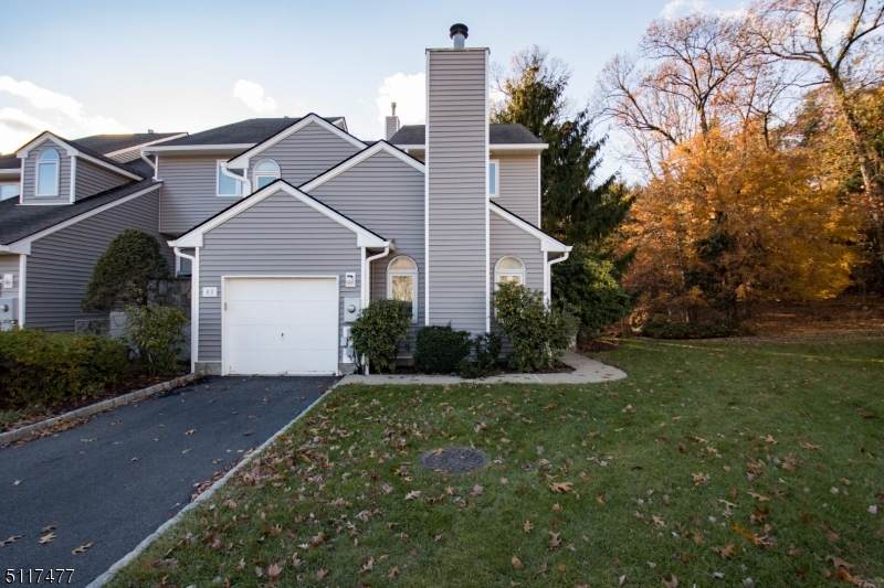43 Lapis Cir - Photo 1
