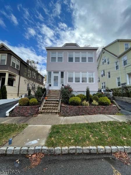 140 N Spring St - Photo 1