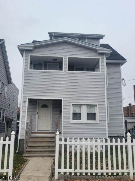 9 Fleetwood Pl - Photo 1