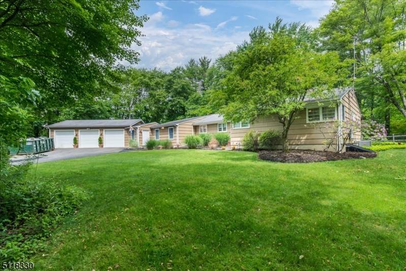 303 Cherry Valley Rd - Photo 1