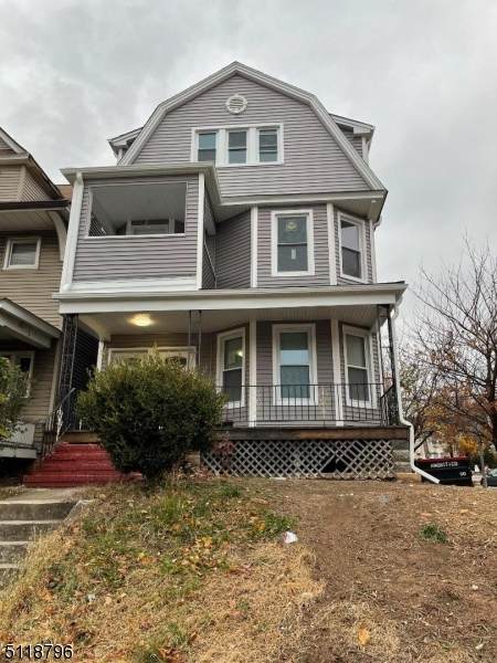 435 Washington Ave - Photo 1