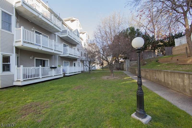 4500 Smith Ave - Photo 1