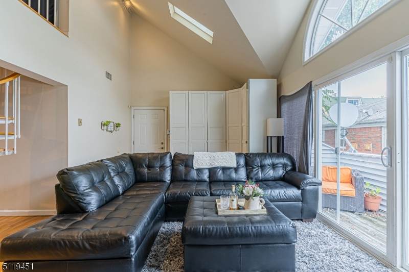 299 Union Ave - Photo 1
