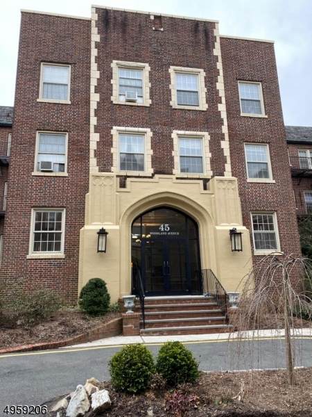 45 Woodland Avenue - Photo 1