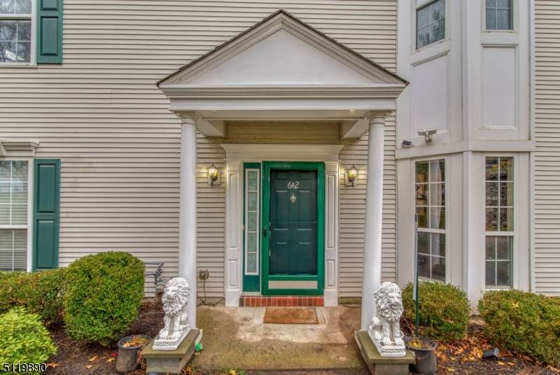 602 Springhouse Dr - Photo 1
