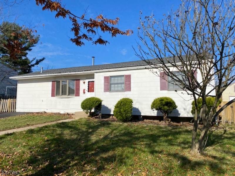 67 Lawrence Dr - Photo 1