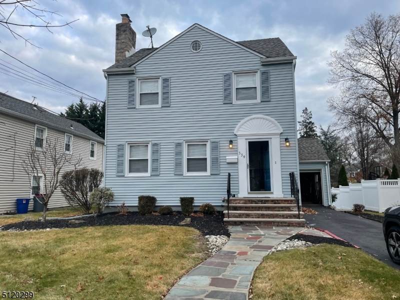 339 Willow Dr - Photo 1