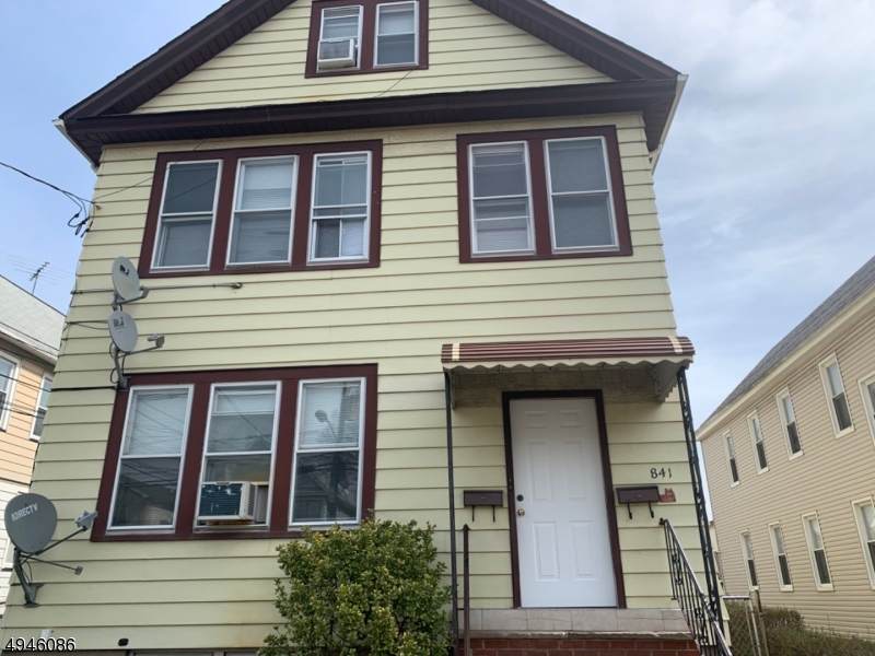 841 Jackson Ave - Photo 1