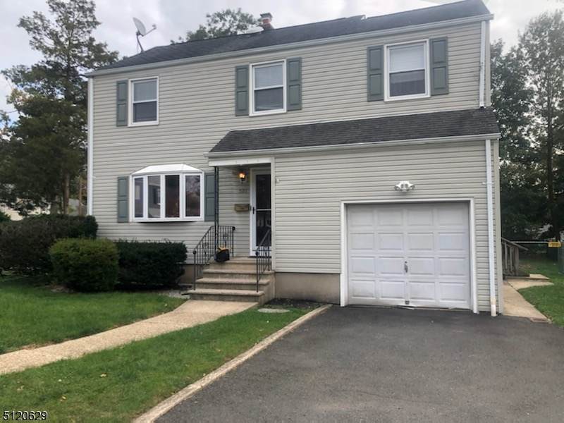 561 Berlant Ave - Photo 1