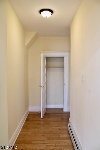 954 Grove St - Photo 1
