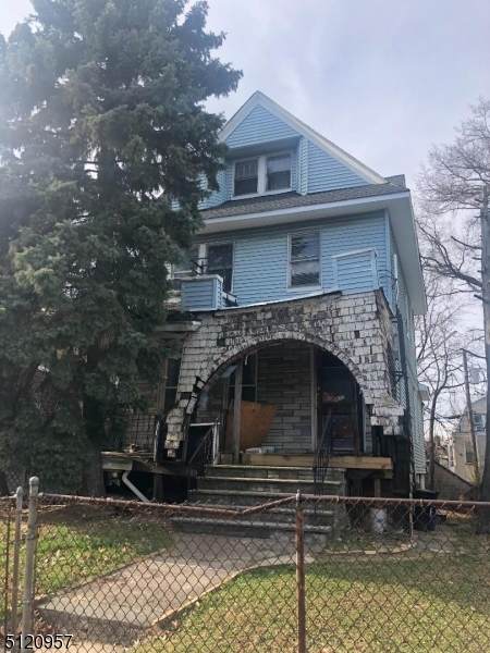 877 S 17Th St - Photo 1