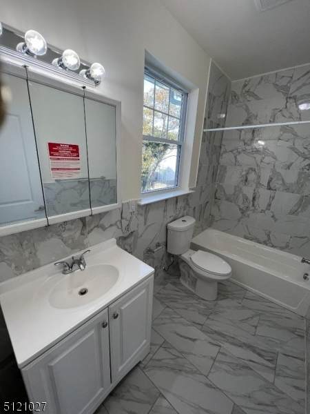 217 Fairmount Ave - Photo 1