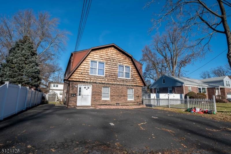 64 Druid Ave - Photo 1