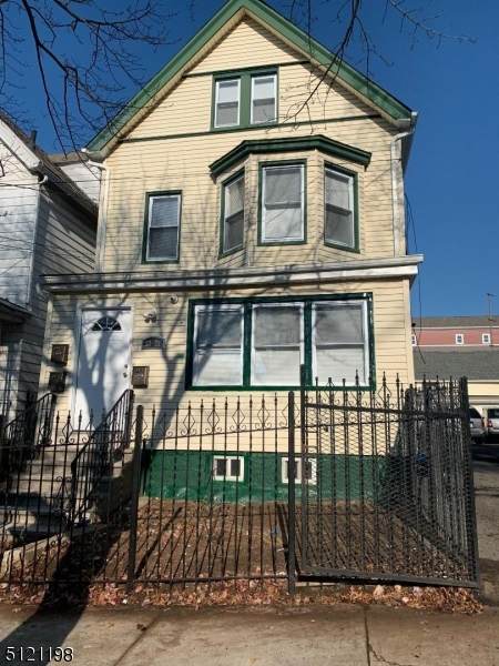 233 Berkeley Ave - Photo 1