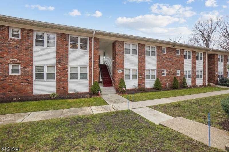 100 Pierson Miller Dr - Photo 1