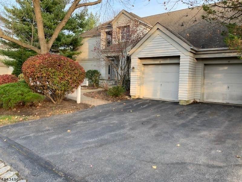 10 Harker Hill Dr - Photo 1