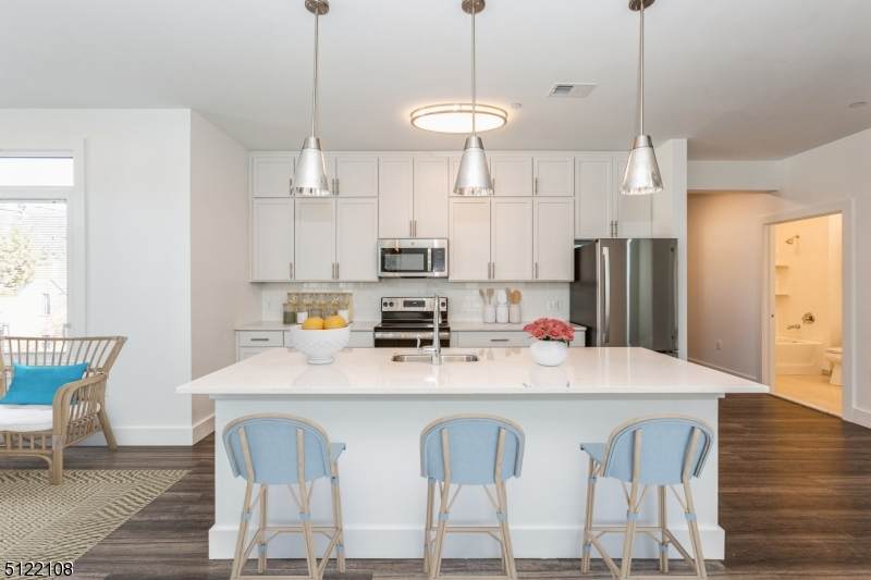 450 Springfield Ave - Photo 1