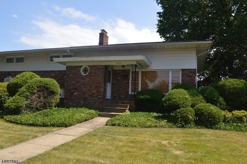 475 Boulevard - Photo 1