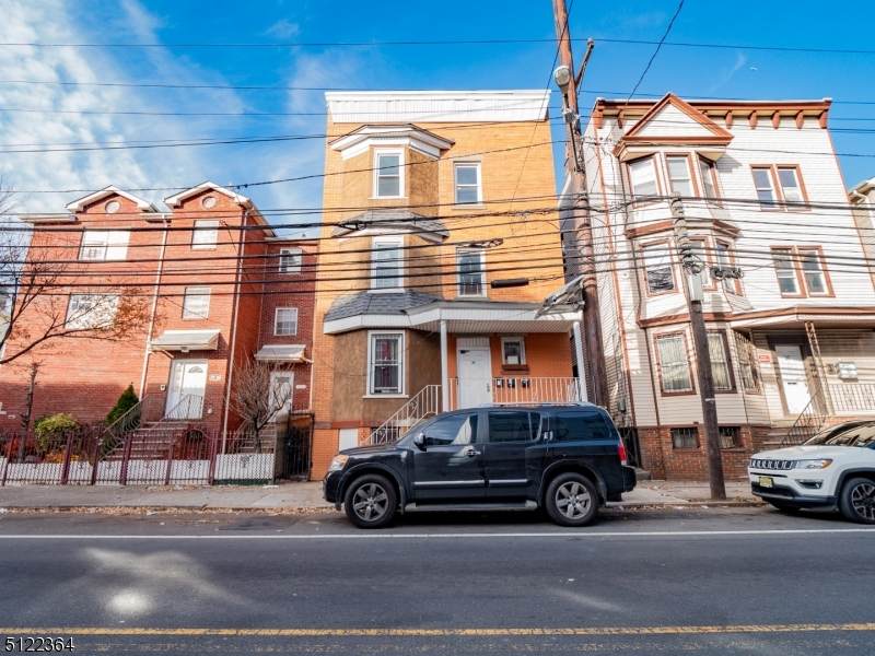 35 Norfolk St - Photo 1