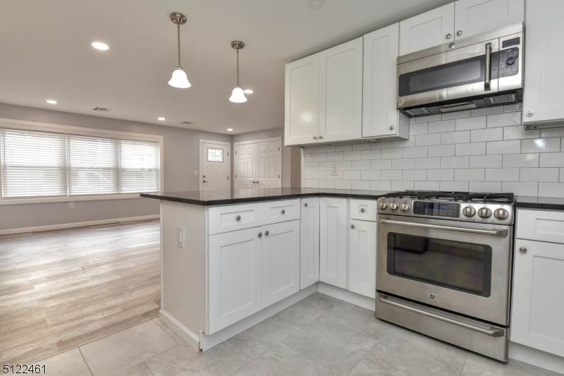 7 Stuart St - Photo 1