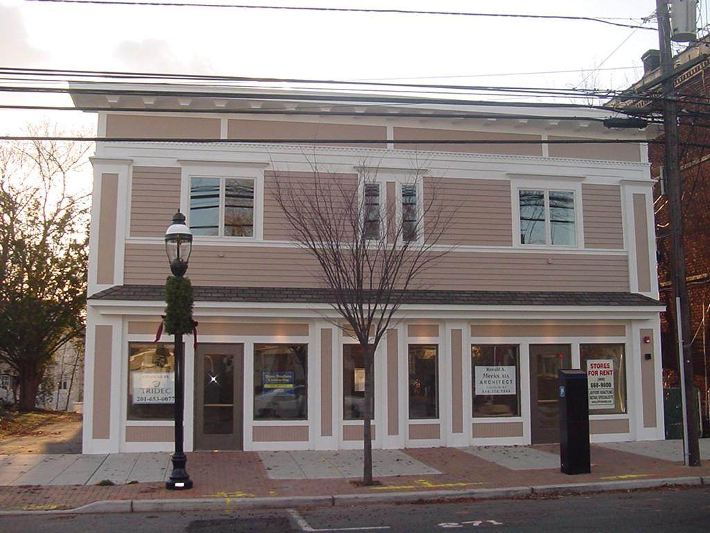 304 Centennial Ave - Photo 1
