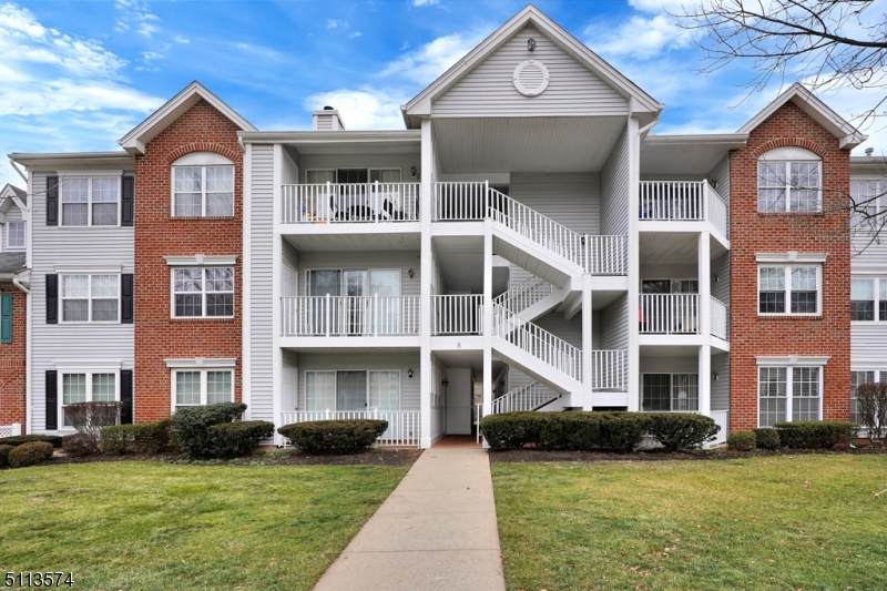 807 Breckenridge Dr - Photo 1