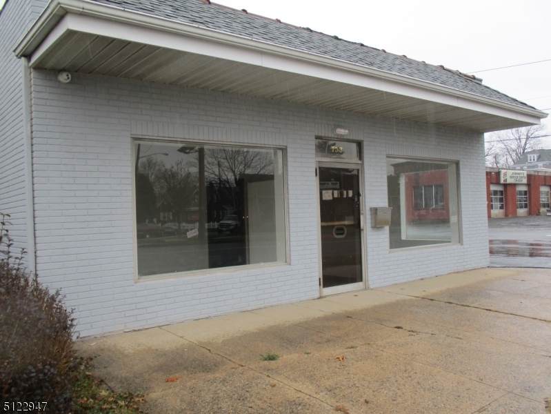733 King Georges Rd - Photo 1