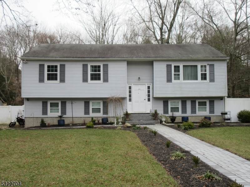 23 Brookside Ave - Photo 1