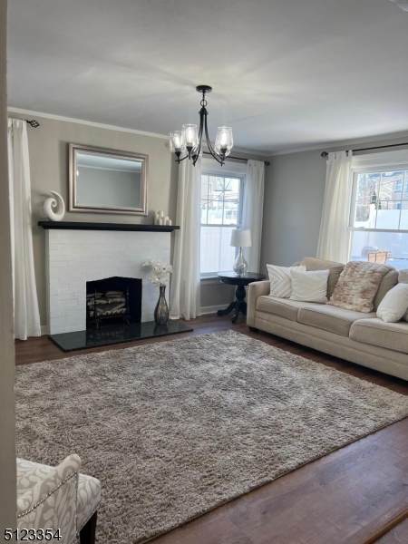 112 Willard Ave - Photo 1