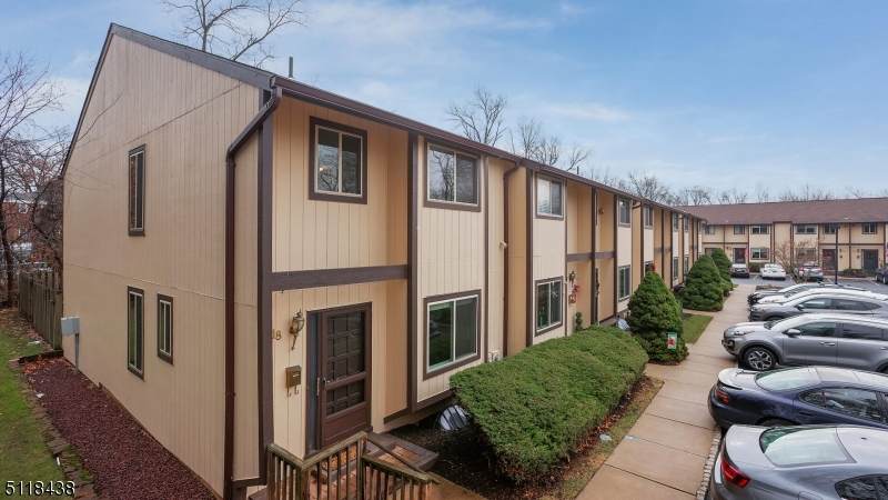 118 Chelsea Way - Photo 1