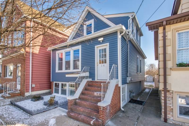 174 Pierre Ave - Photo 1