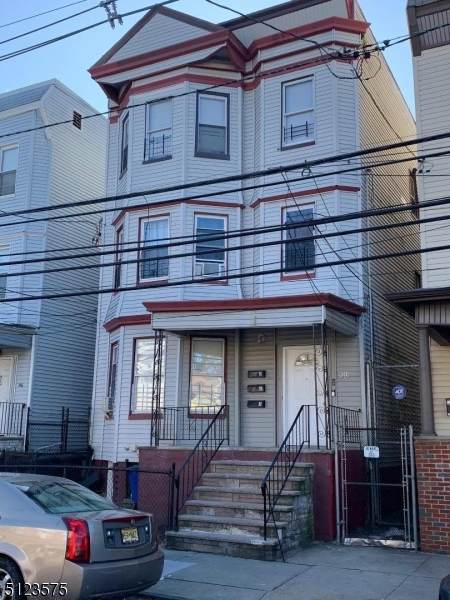 98 11Th Ave - Photo 1