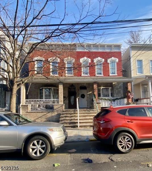281 N 6Th St - Photo 1