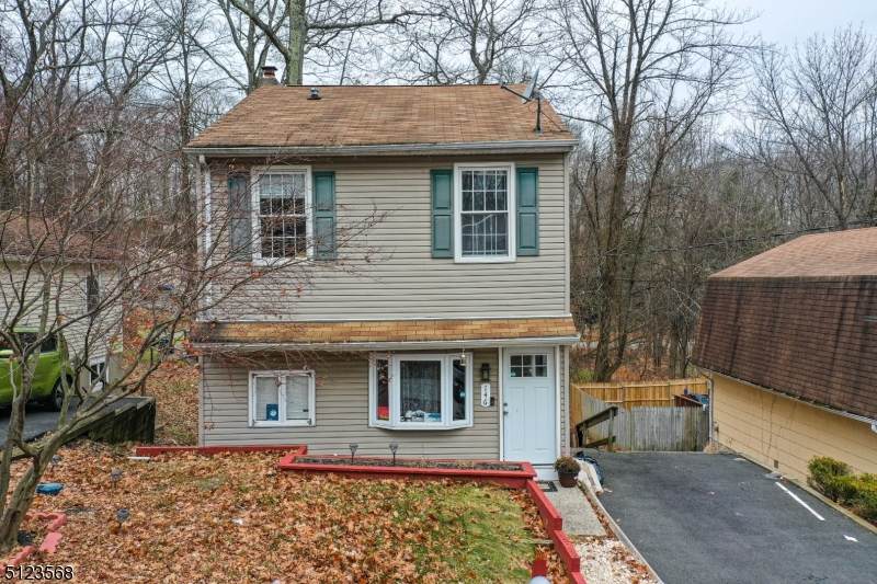 146 Jefferson Trl - Photo 1